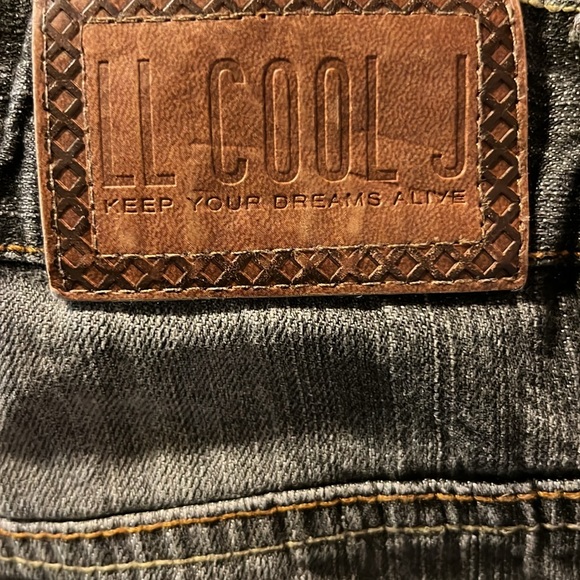 Gently Worn Men’s LL Cool J Denim Jeans - Picture 15 of 16
